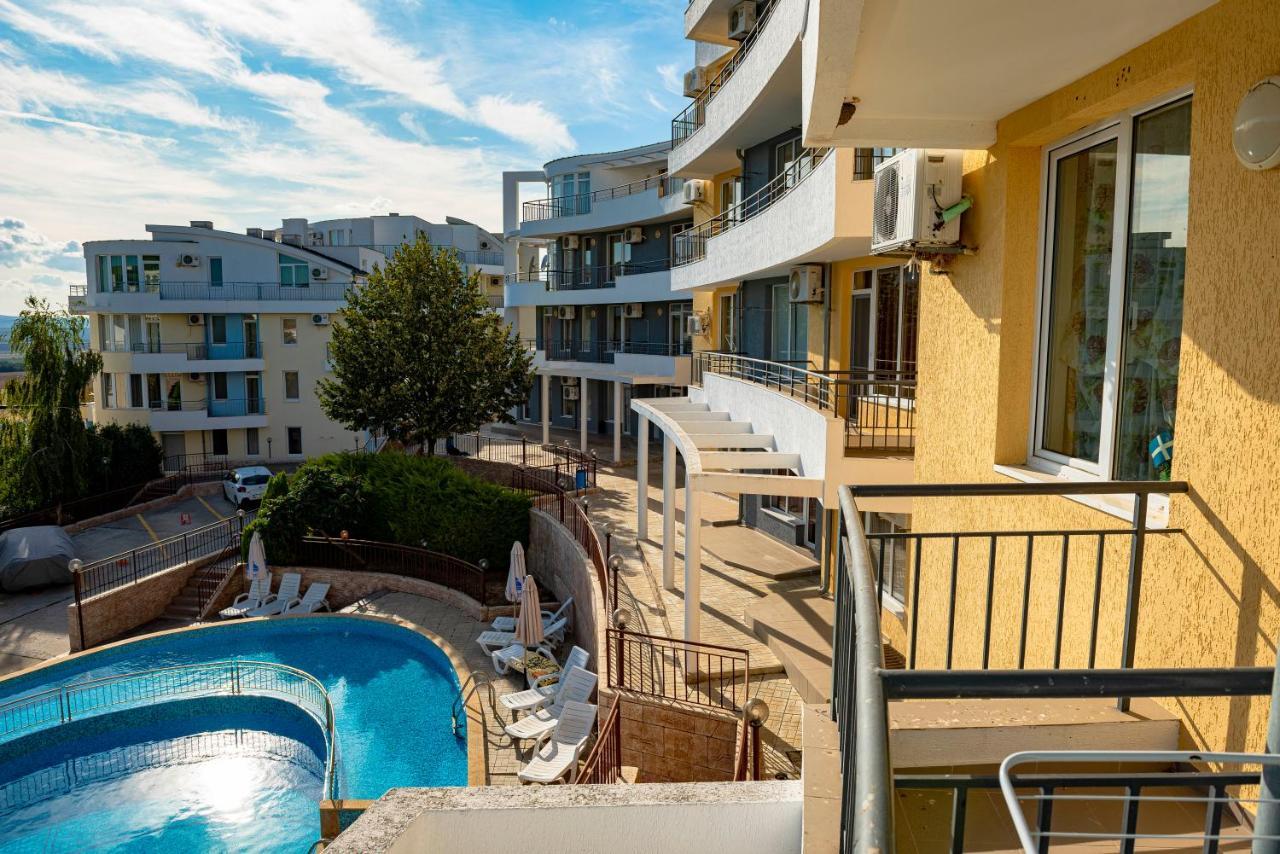 Menada Sunset Kosharitsa Apartments 외부 사진